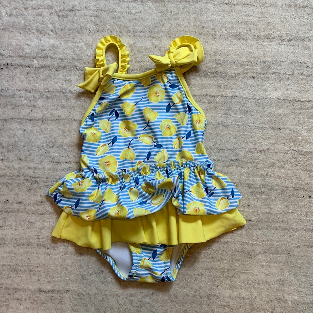 Adorable baby girl bathing suite. Size 9 months